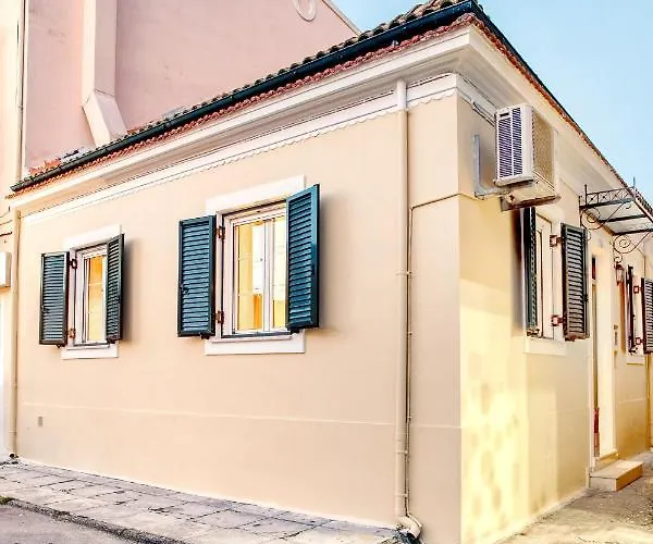 בית נופש Casa Mirka Corfu Petite Maisonette *